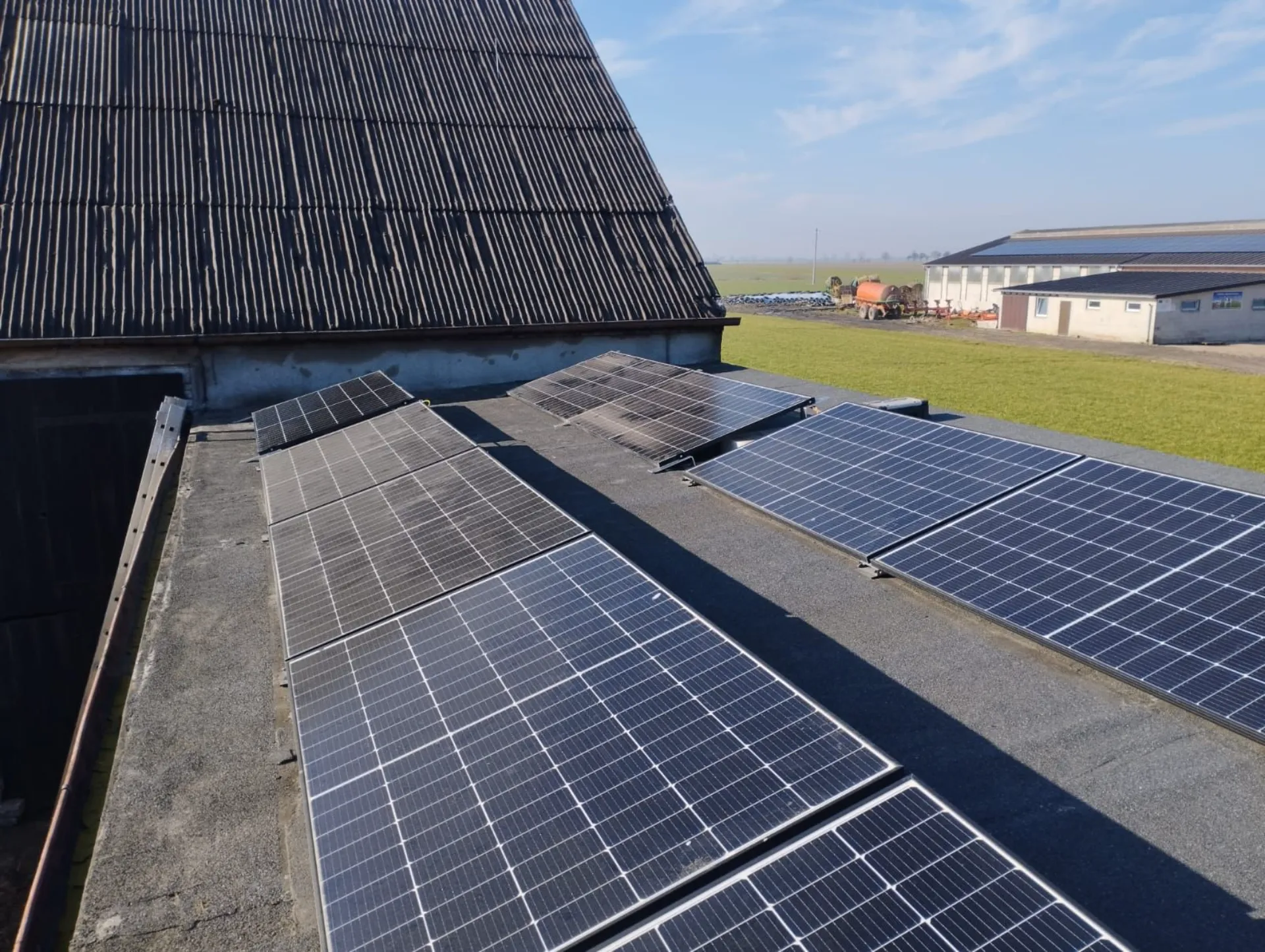 Fotowoltaika na dachu. Instalacja fotowoltaiczna - realizacje staleo energy nr 4